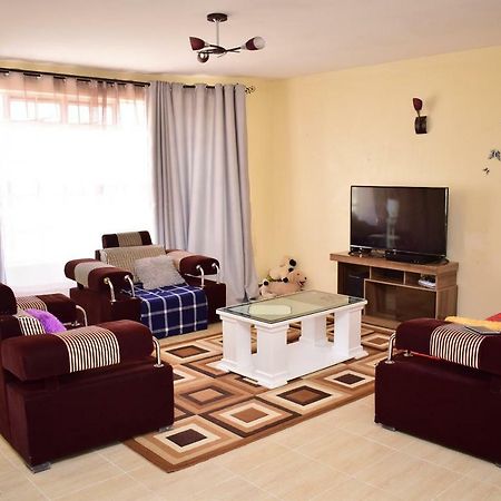 Joy Comfort Homestay ナイロビ エクステリア 写真